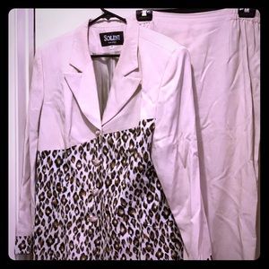 Ladies skirt suit